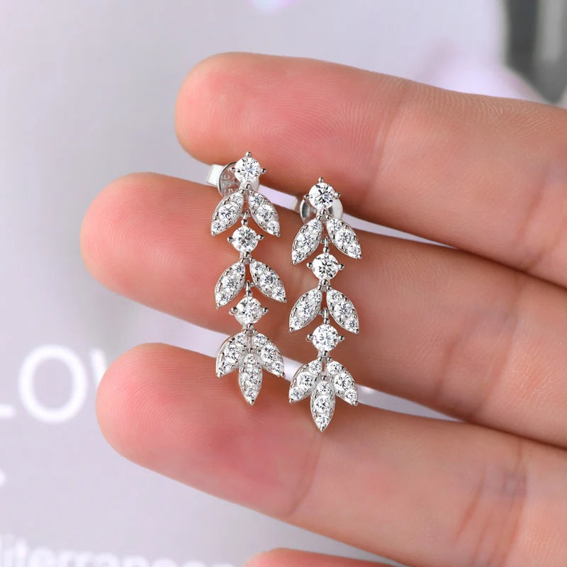 Silver Leaf-Shaped Drop Earrings with Moissanite ALVÉA