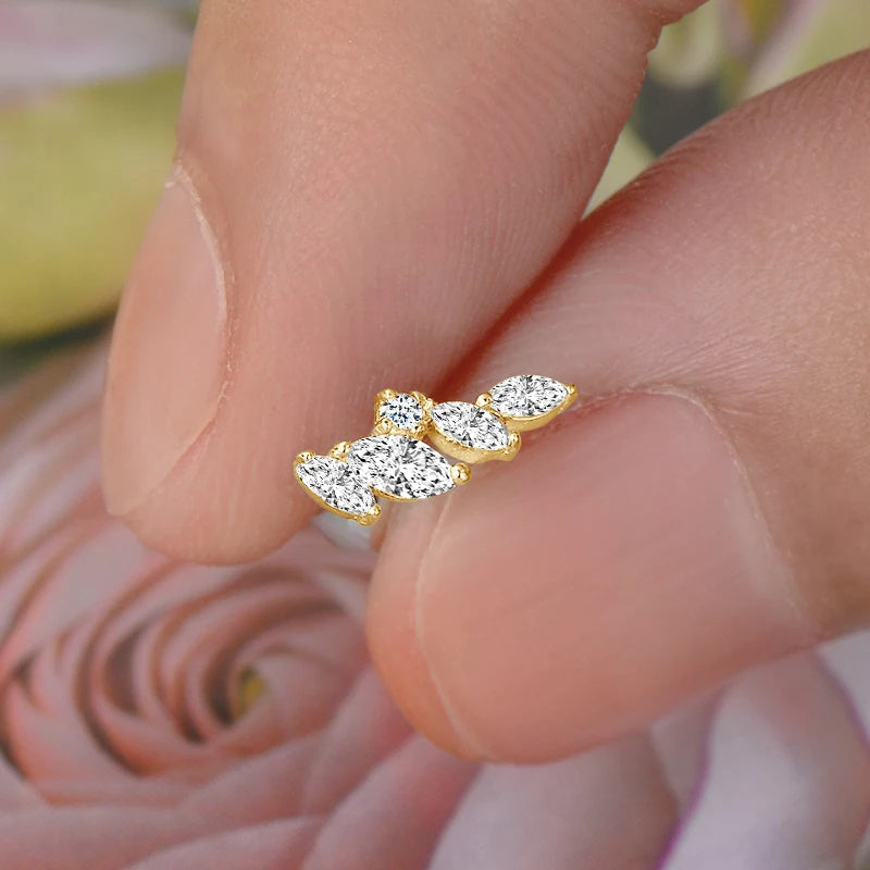 Silver Leaf-Shaped Earrings with Moissanite VELIN