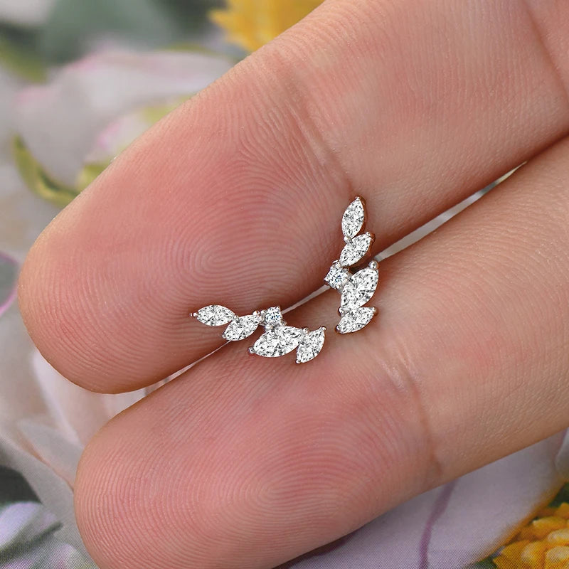 Silver Leaf-Shaped Earrings with Moissanite MONAÉ