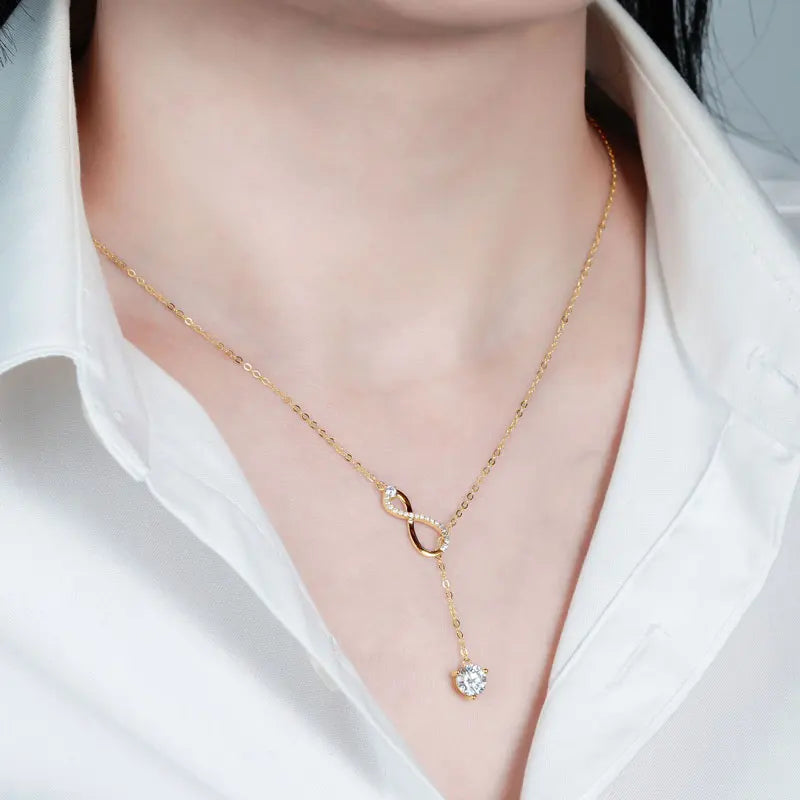 Silver Infinity Pendant Necklace with Moissanite PRISÉA