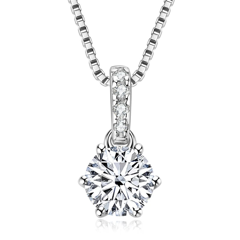 Silver Adjustable Pendant Necklace with Moissanite CAIRÉ