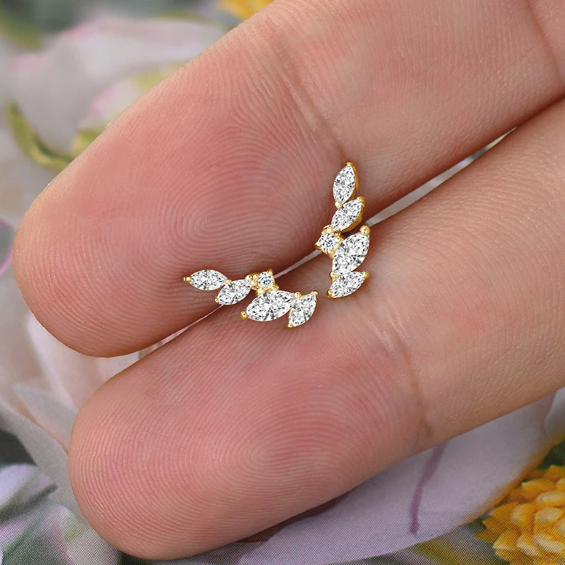 Silver Leaf-Shaped Earrings with Moissanite VELIN